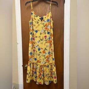 New Look Tall yellow dress.      D1